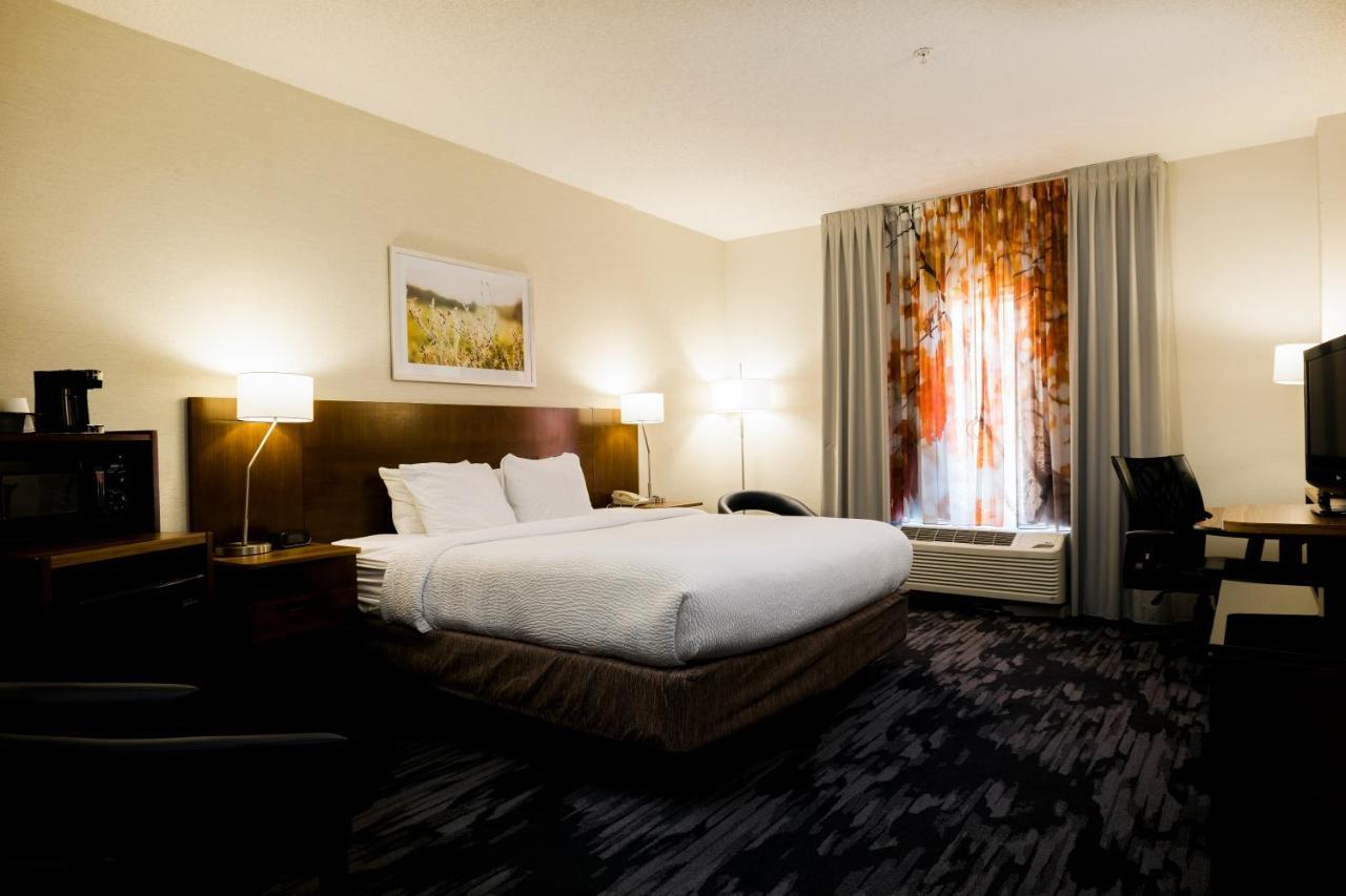 Fairfield Inn & Suites By Marriott Charleston North/Ashley Phosphate Βόρειο Τσάρλεστον Εξωτερικό φωτογραφία
